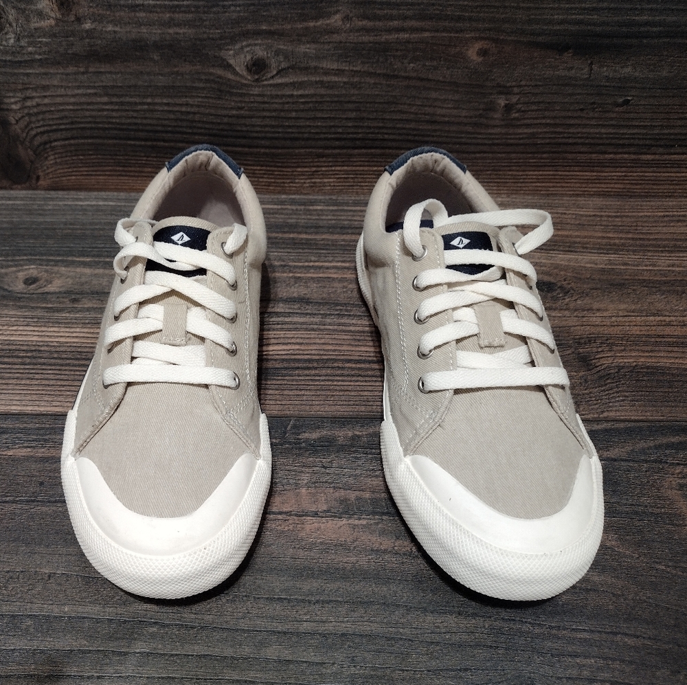 Sperry Top-Sider Big Kid Striper Il Ltt Retro Sneaker Size 2.5M